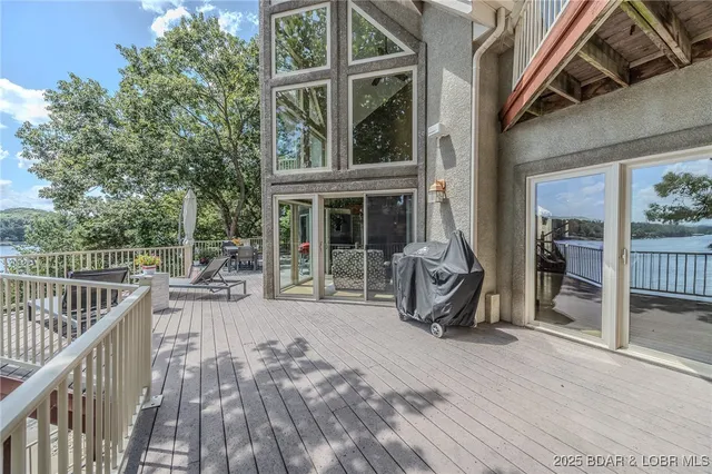 $2,199,900 | 196 Sylvan Hills Road, Linn Creek, MO 65052