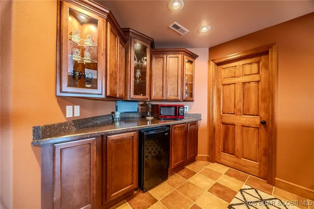 $2,199,900 | 196 Sylvan Hills Road, Linn Creek, MO 65052