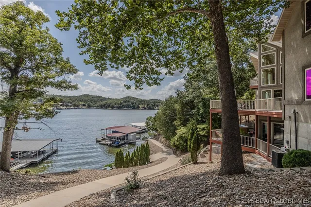 $2,199,900 | 196 Sylvan Hills Road, Linn Creek, MO 65052