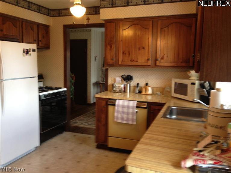 4735-4739 West Mill Road Broadview Heights, OH 44147 - Photo 9 of 22