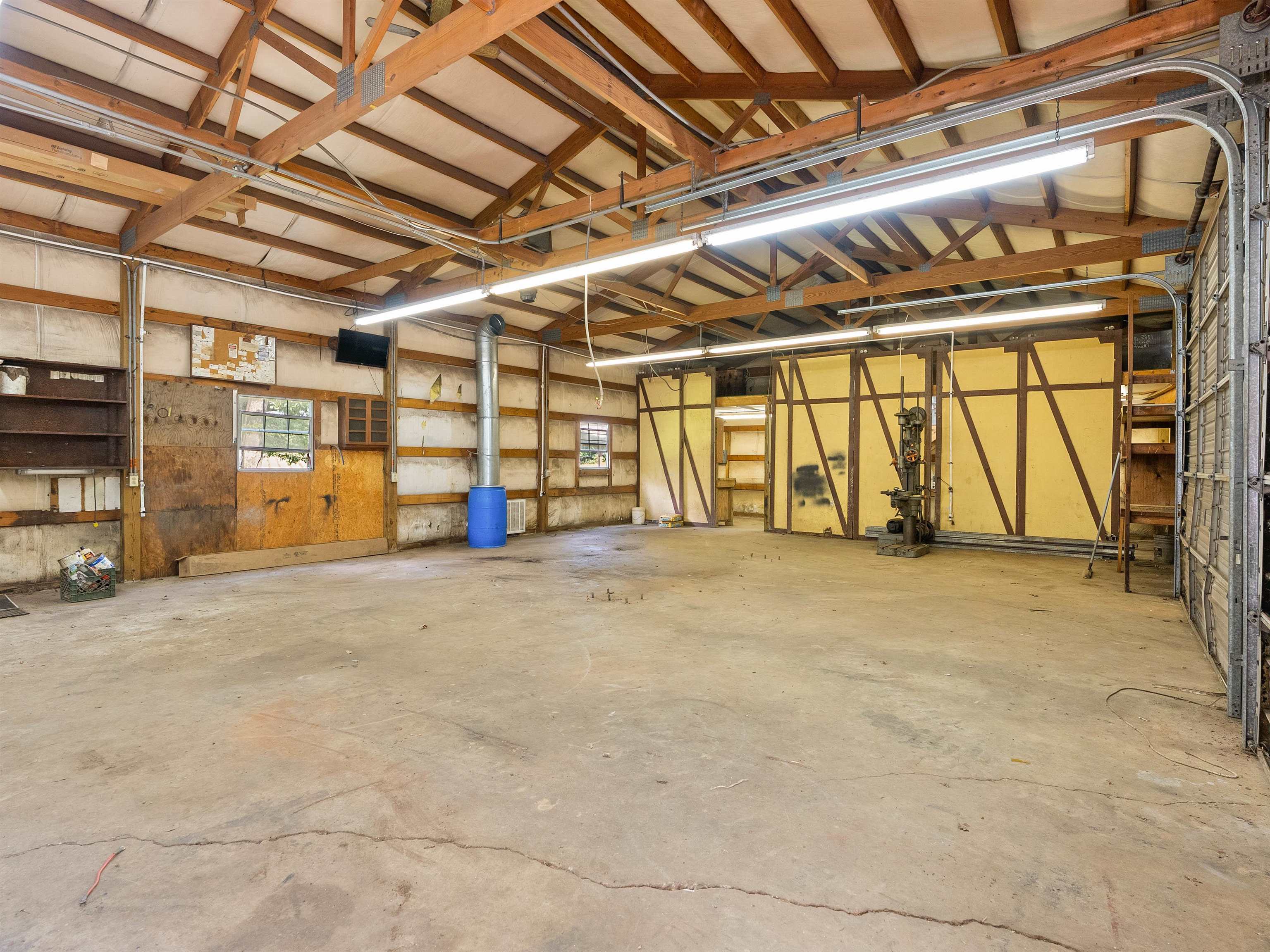 300 Cooley Road Campobello, SC 29322 - Photo 20 of 34