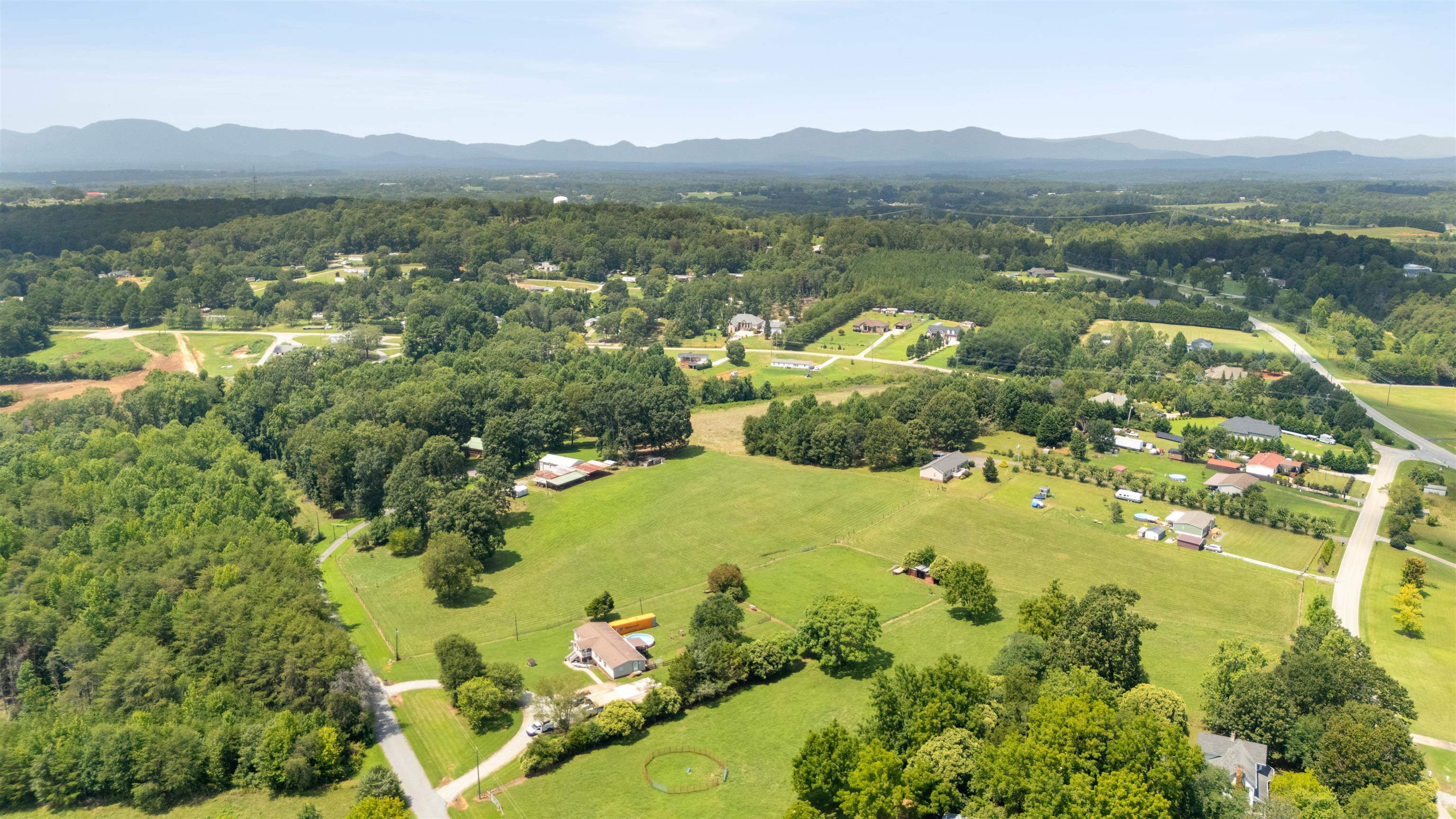 300 Cooley Road Campobello, SC 29322 - Photo 28 of 34