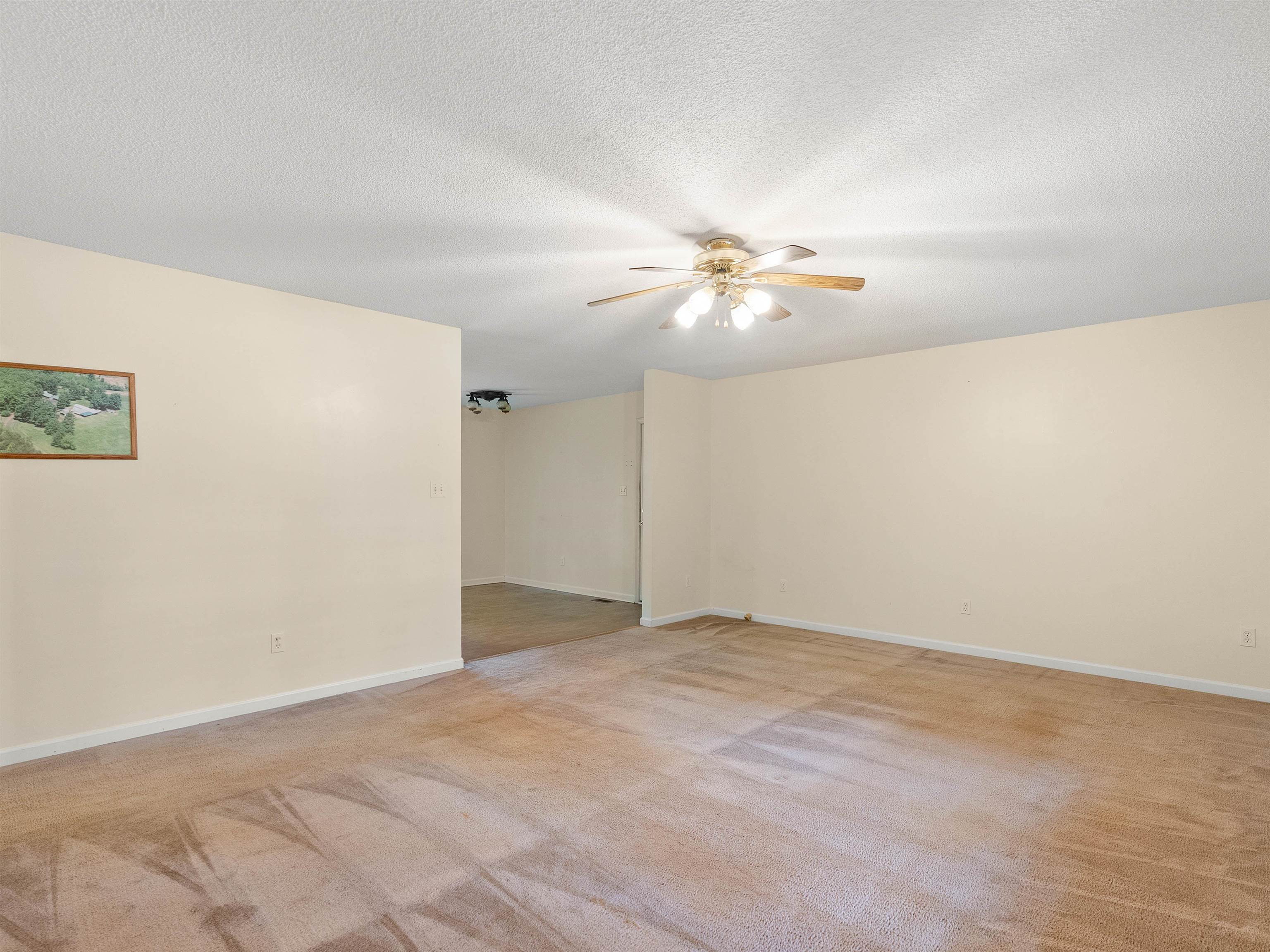 300 Cooley Road Campobello, SC 29322 - Photo 5 of 34