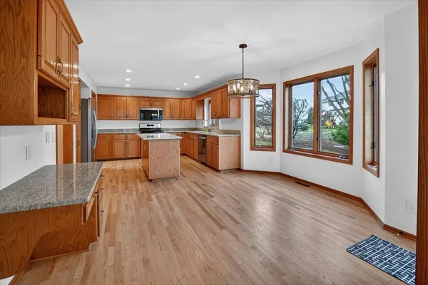 $749,900 | 5406 Sandhill Drive, Middleton, WI 53562