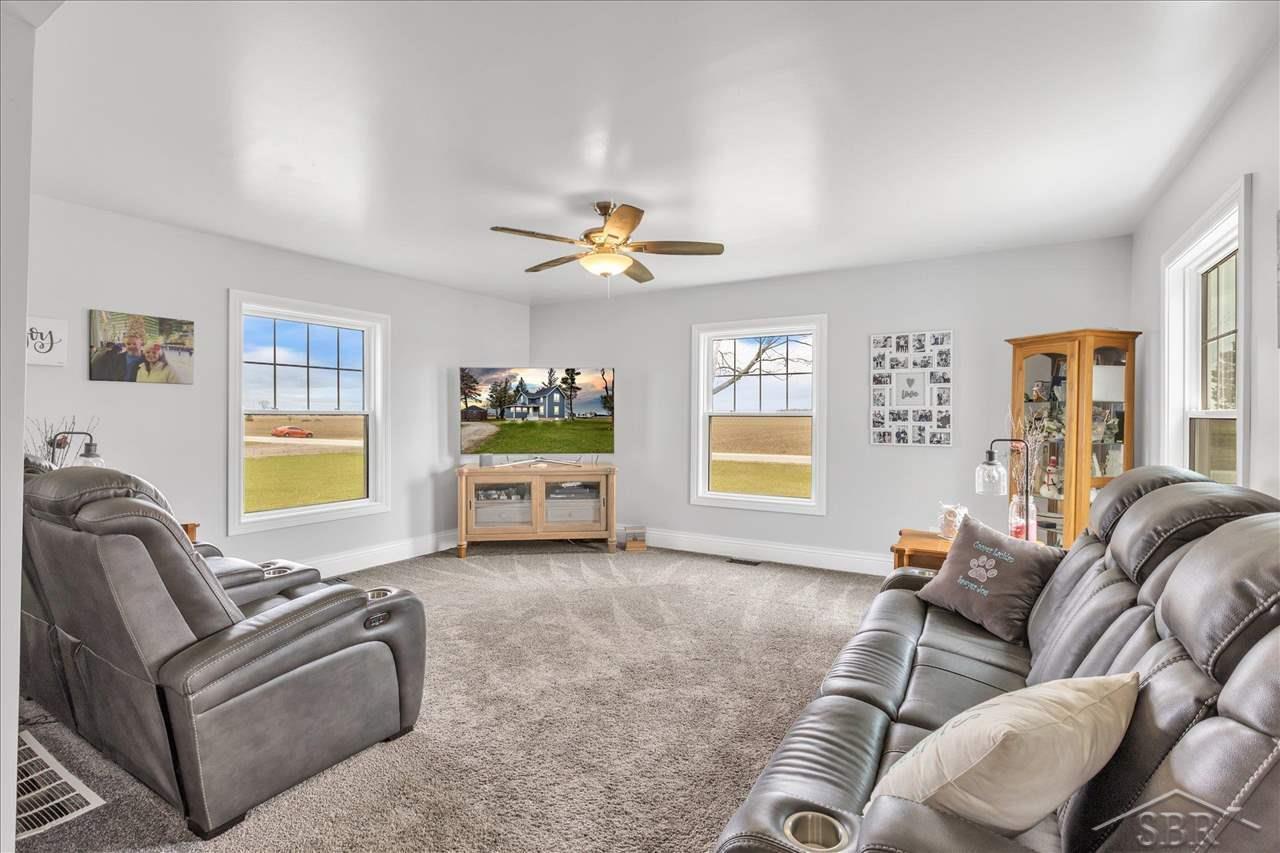 2729 North Graf Road Caro, MI 48723 - Photo 6 of 60