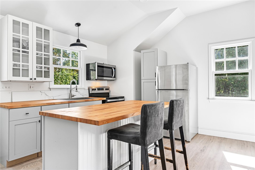 229 Saugatucket Road South Kingstown, RI 02879 - Photo 42 of 48 Guest House Kitchen