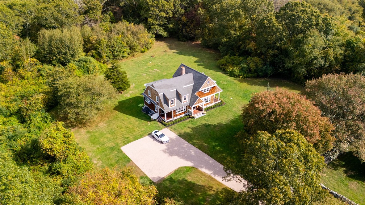 229 Saugatucket Road South Kingstown, RI 02879 - Photo 5 of 48 Large area for entertaining and expansion