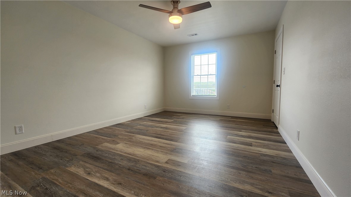 3190 Eastport Road Southeast Dennison, OH 44621 - Photo 23 of 36 Bedroom #2