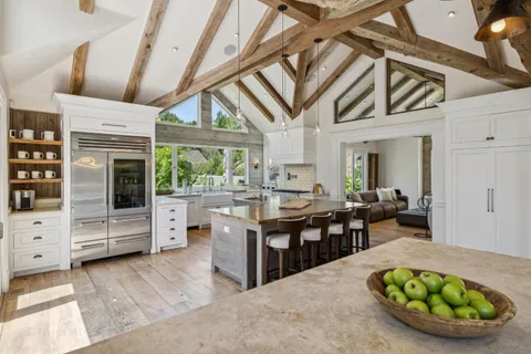 $16,900,000 | 3 Vintage Court, Woodside, CA 94062
