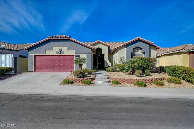 $2,305 | 8116 Squaw Springs Lane, Las Vegas, NV 89131
