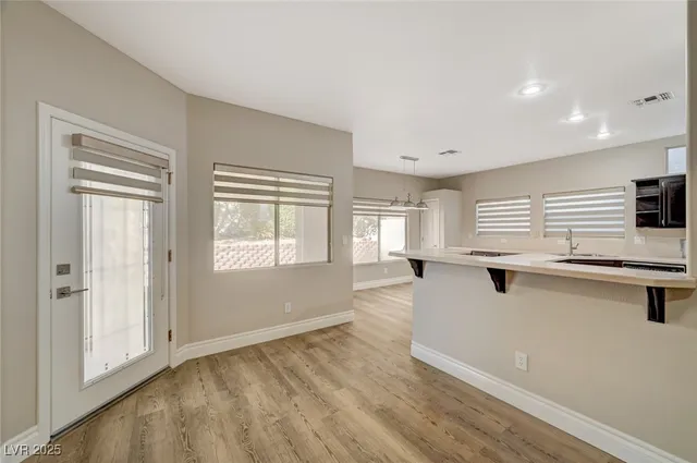 $2,255 | 8116 Squaw Springs Lane, Las Vegas, NV 89131