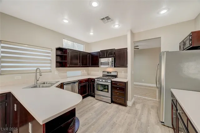 $2,305 | 8116 Squaw Springs Lane, Las Vegas, NV 89131