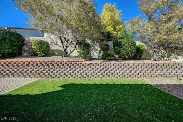 $2,255 | 8116 Squaw Springs Lane, Las Vegas, NV 89131