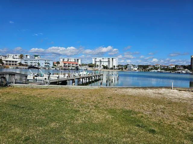$2,400 | 705 Gulf Shore Drive, Unit 204, Destin, FL 32541