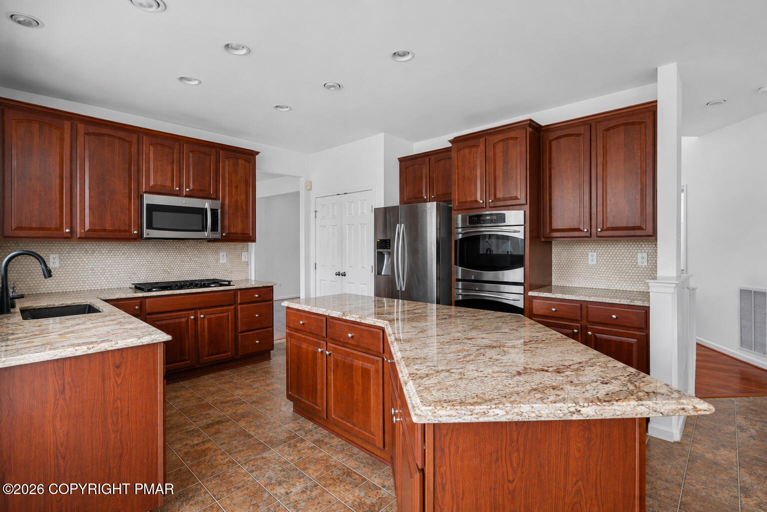 202 Lower Way Road Easton, PA 18045 - Photo 15 of 64 DSC05459