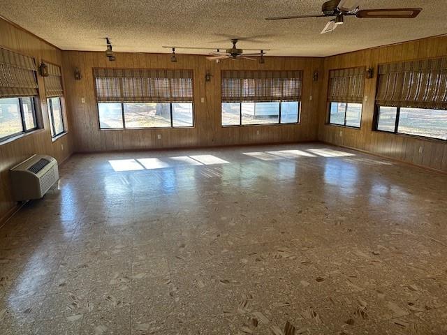 6371 Buncombe Road Shreveport, LA 71129 - Photo 12 of 17 a view of a livingroom with a large window