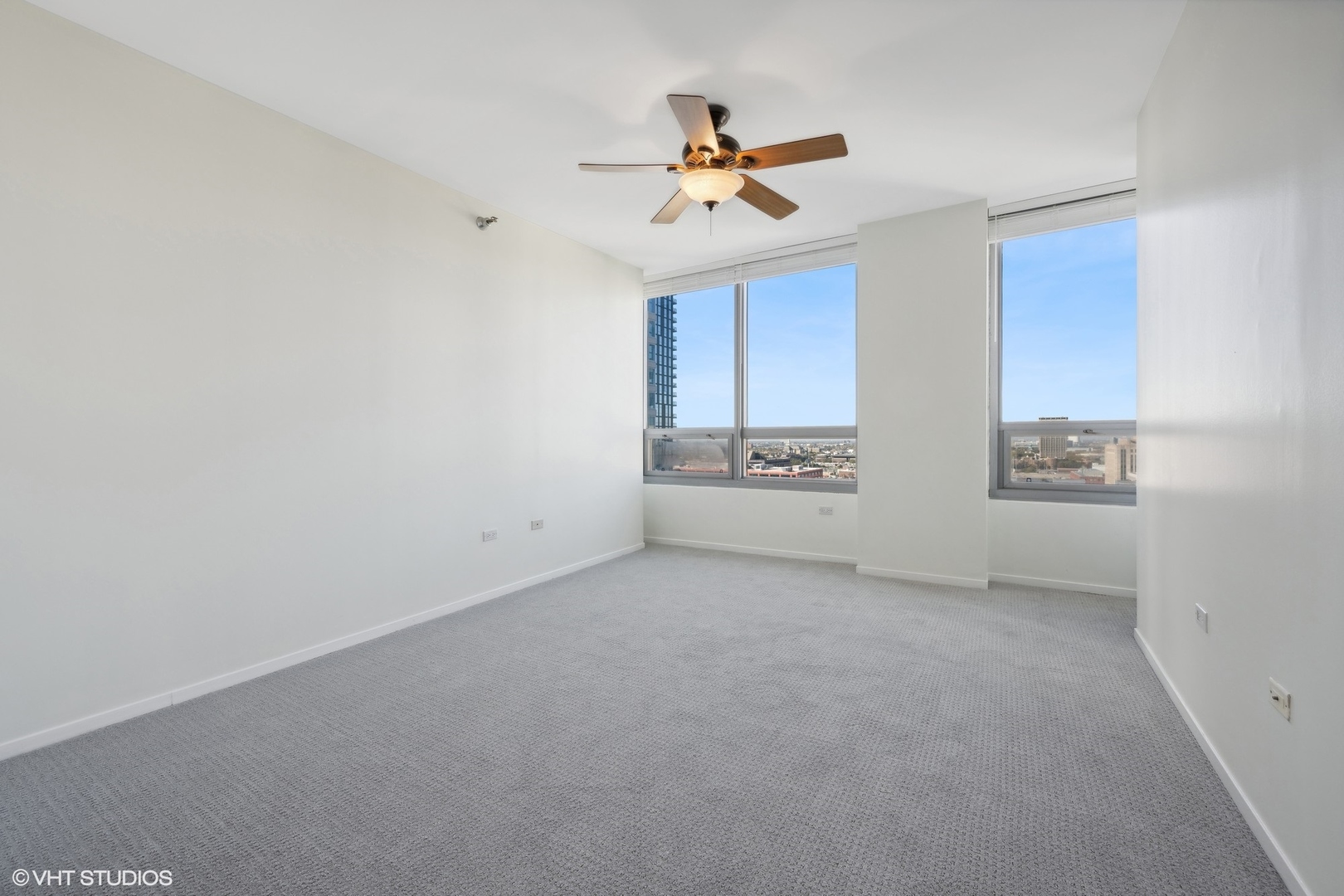 701 South Wells Street, Unit 2006 Chicago, IL 60607 - Photo 11 of 28 Gallery Image 11