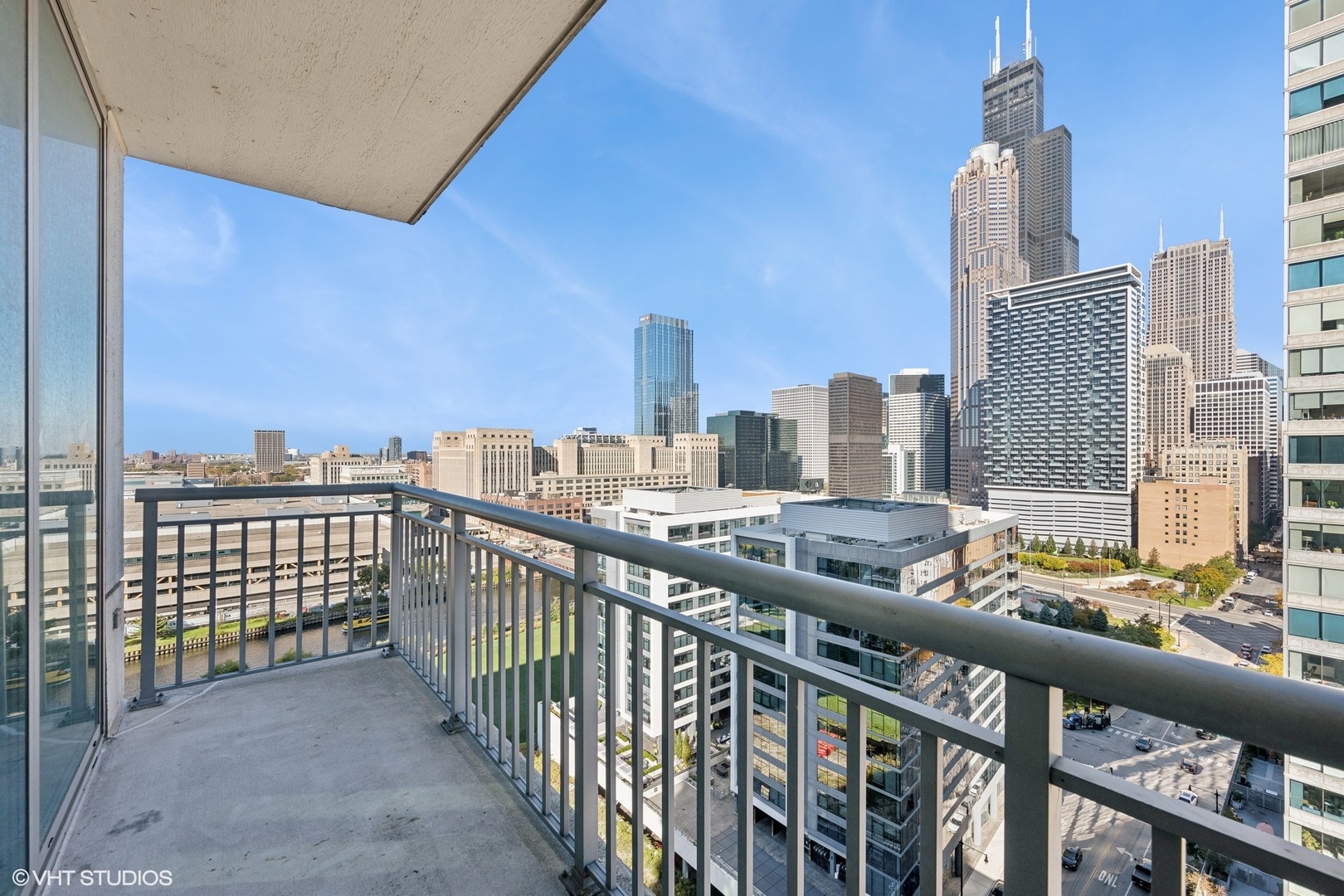 701 South Wells Street, Unit 2006 Chicago, IL 60607 - Photo 20 of 28 Gallery Image 20