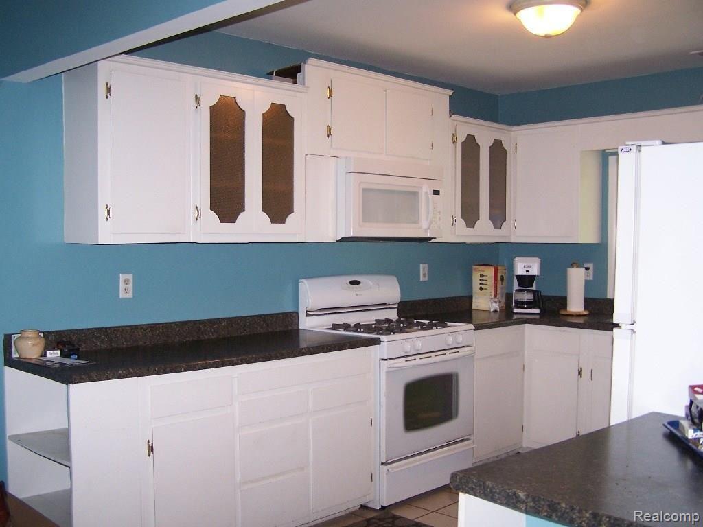 3021 Norton Road Howell, MI 48843 - Photo 7 of 15 Norton 3021 008.JPG