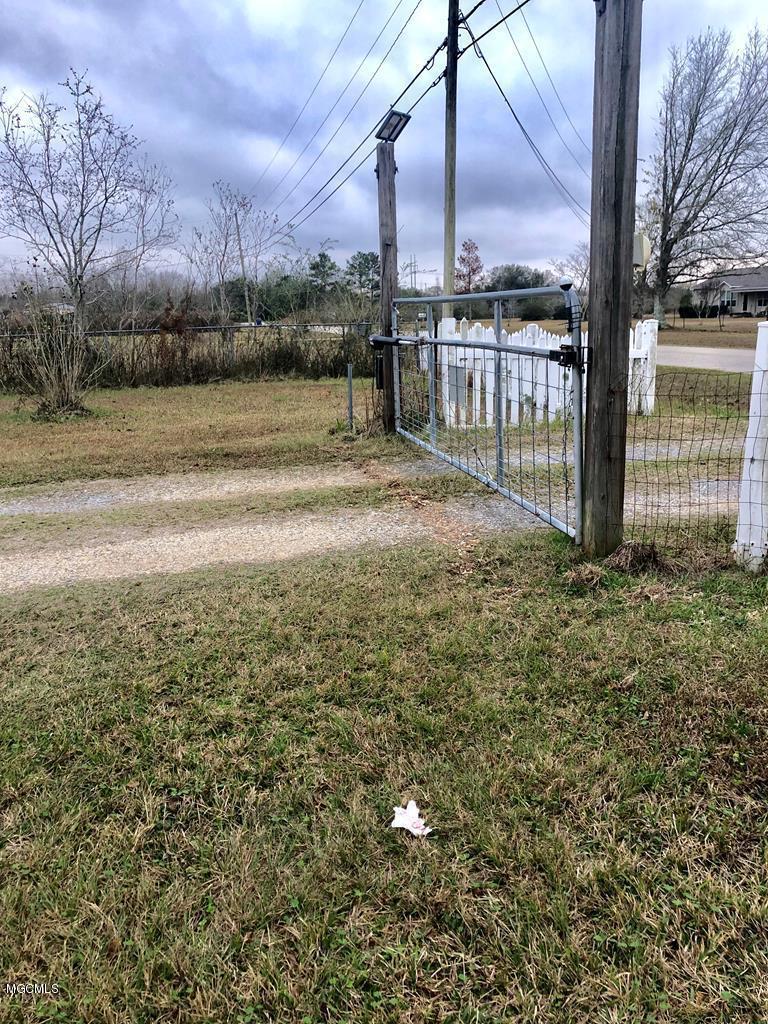 60 Old Creek Road Picayune, MS 39466 - Photo 9 of 30 ocr9