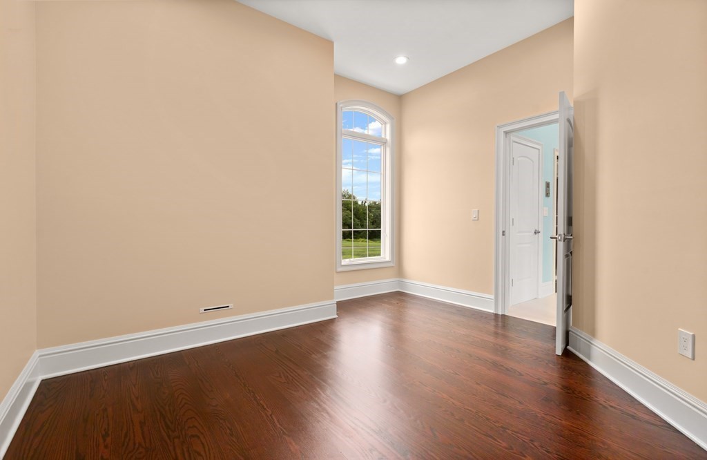 249 Prospect Street Auburn, MA 01501 - Photo 31 of 41