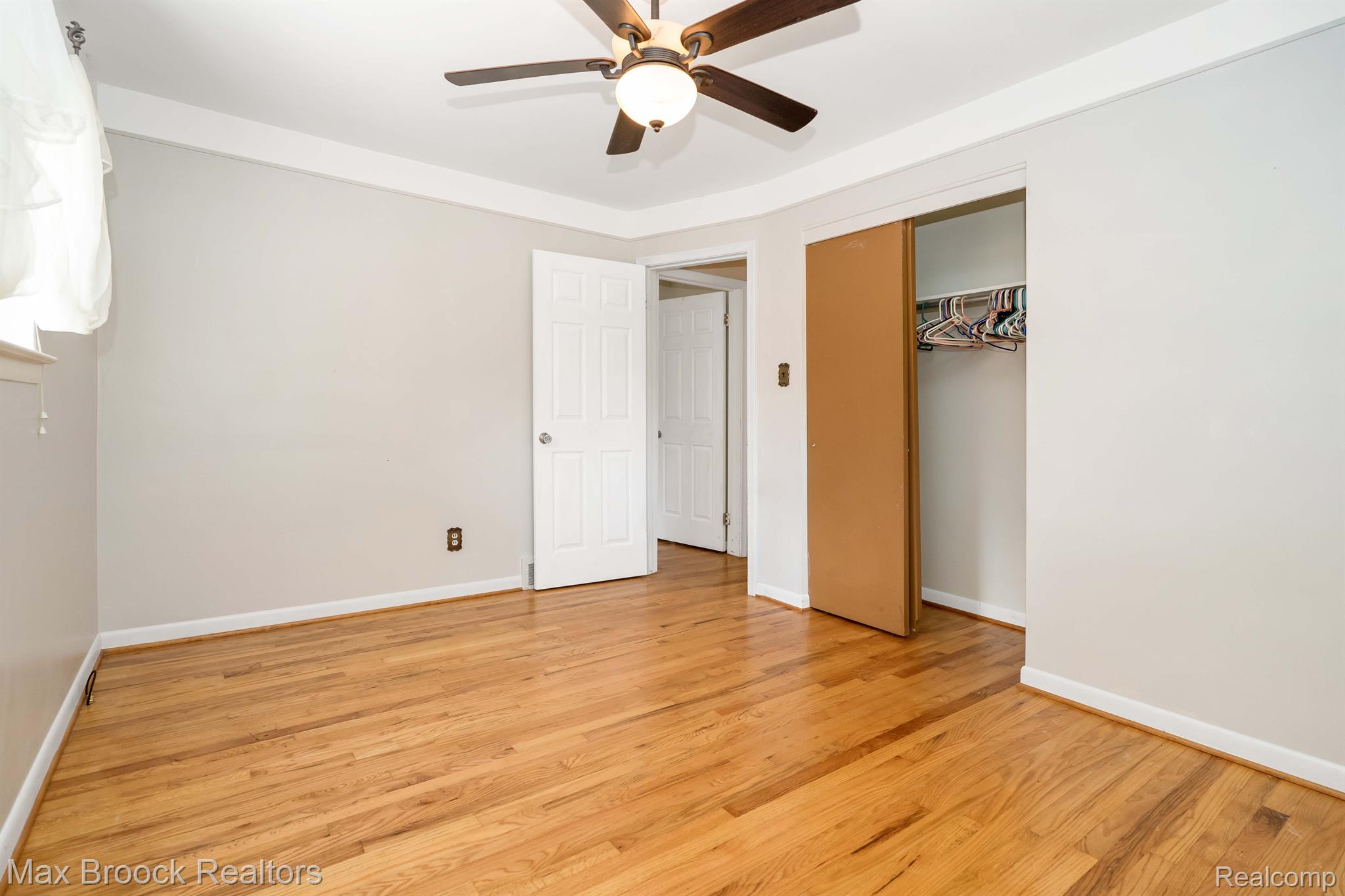 35411 Rutherford Street Clinton Township, MI 48035 - Photo 12 of 26 Gallery Image 12