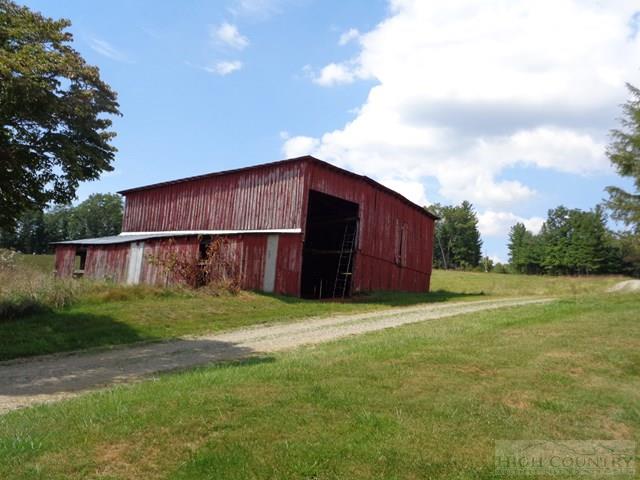 183 Ridgeview Road Piney Creek, NC 28663 - Photo 3 of 24 Gallery Image 3