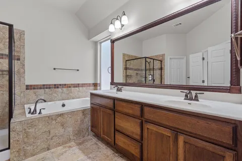 $609,000 | 12712 Monterey Path, Austin, TX 78732