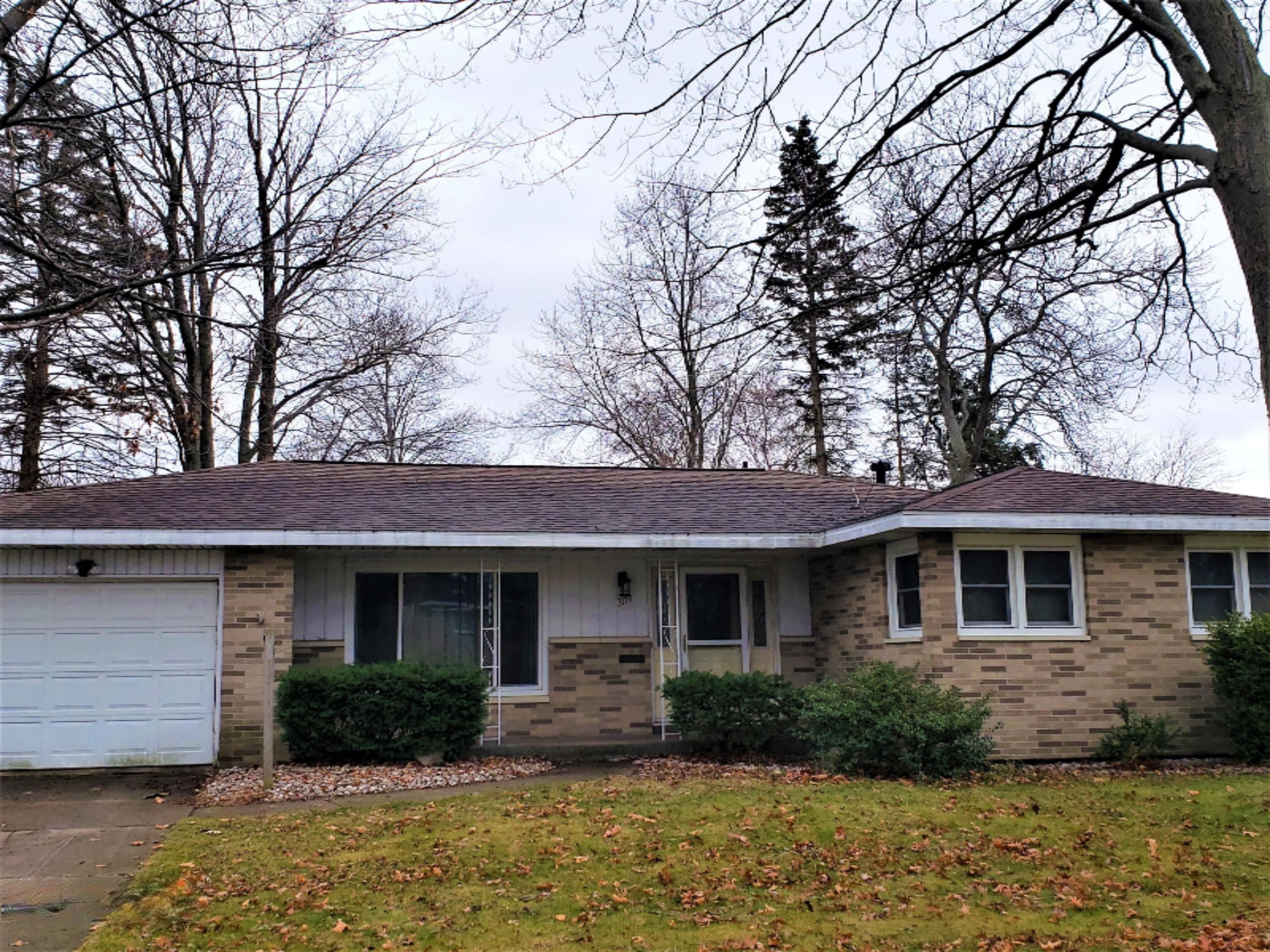 3174 Roosevelt Road Muskegon, MI 49441 - Photo 1 of 12 20201222_120325 (2)