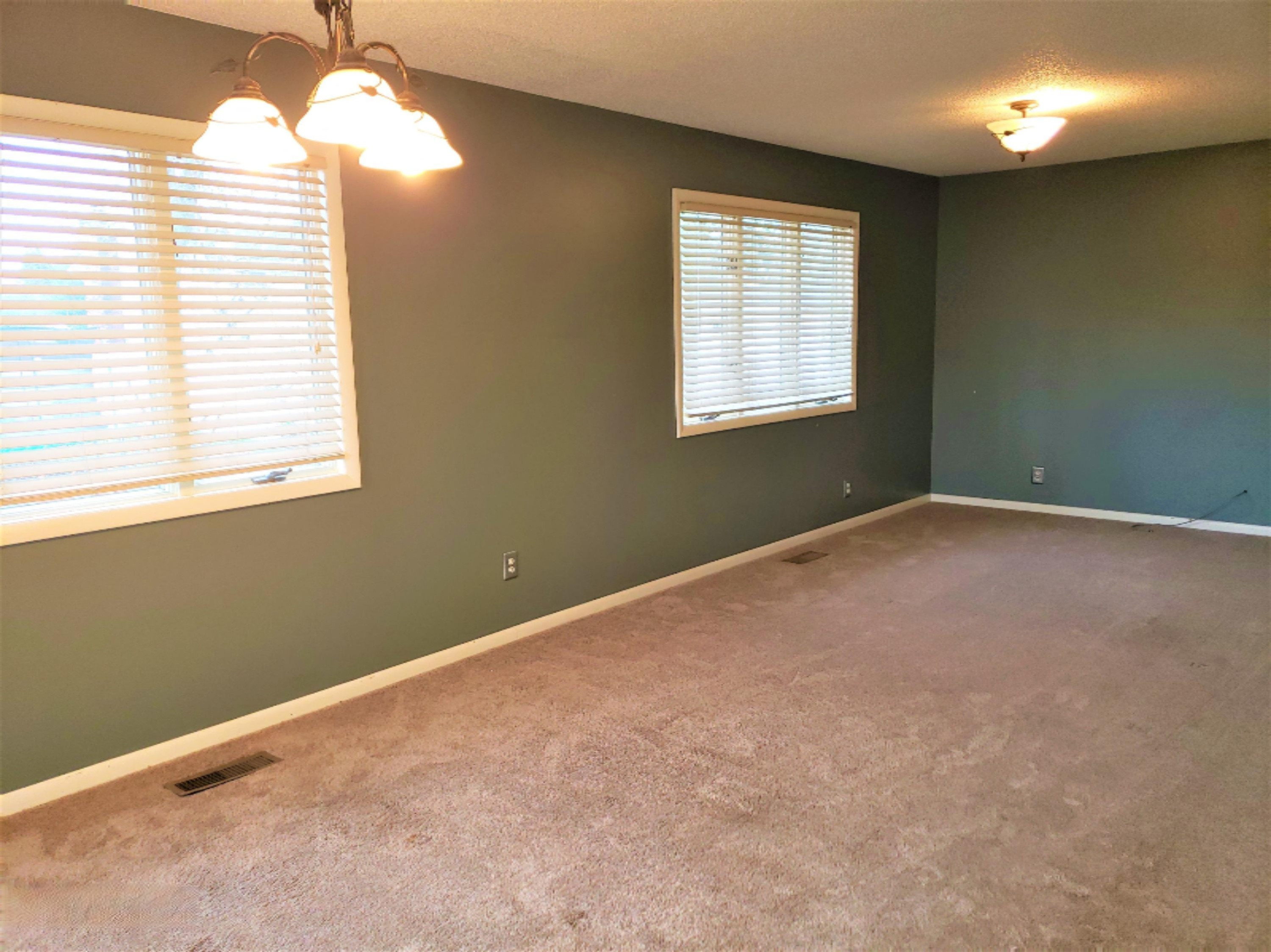 3174 Roosevelt Road Muskegon, MI 49441 - Photo 11 of 12 20201222_112411 (2)