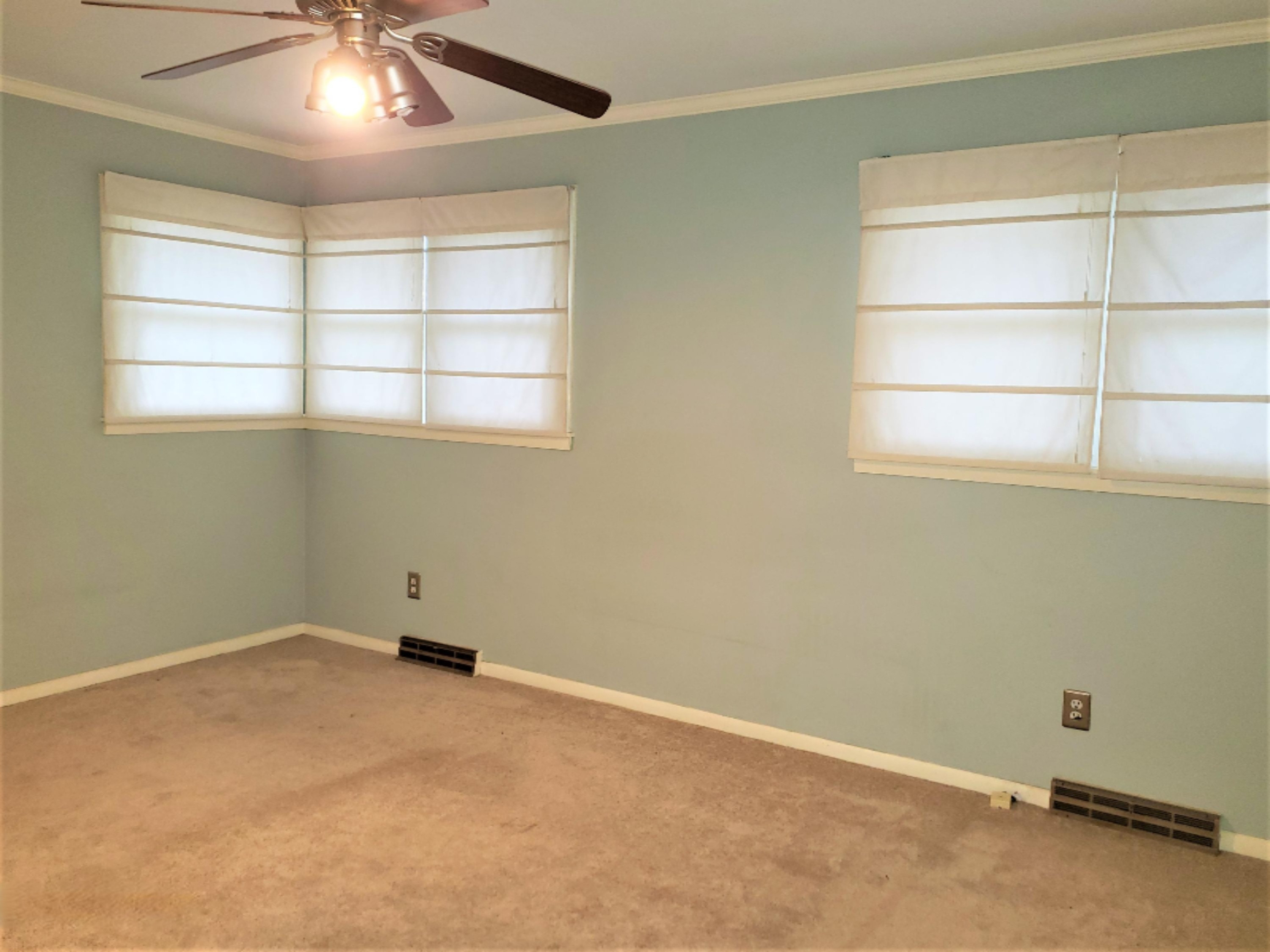 3174 Roosevelt Road Muskegon, MI 49441 - Photo 8 of 12 20201222_112217 (2)