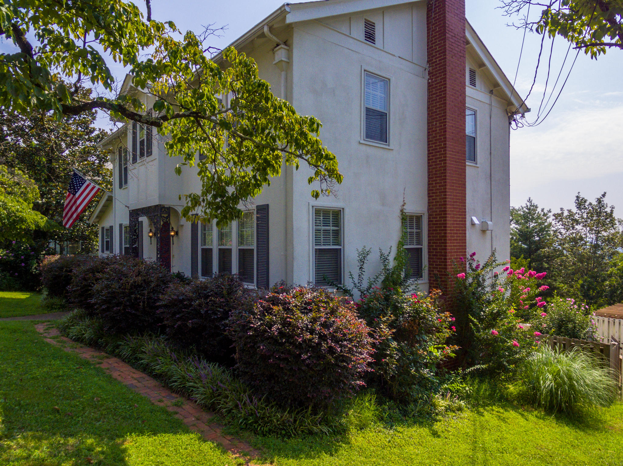 202 Ridge Avenue Chattanooga, TN 37404 - Photo 51 of 61 20170726-DJI_0105