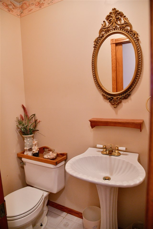 9851 East Bend Road Burlington, KY 41005 - Photo 17 of 28 Gallery Image 17