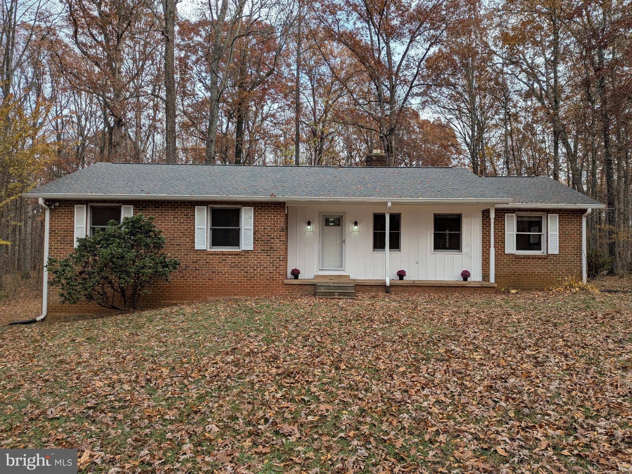 9511 Rogues Road Midland, VA 22728 - Photo 1 of 34 Gallery Image 1