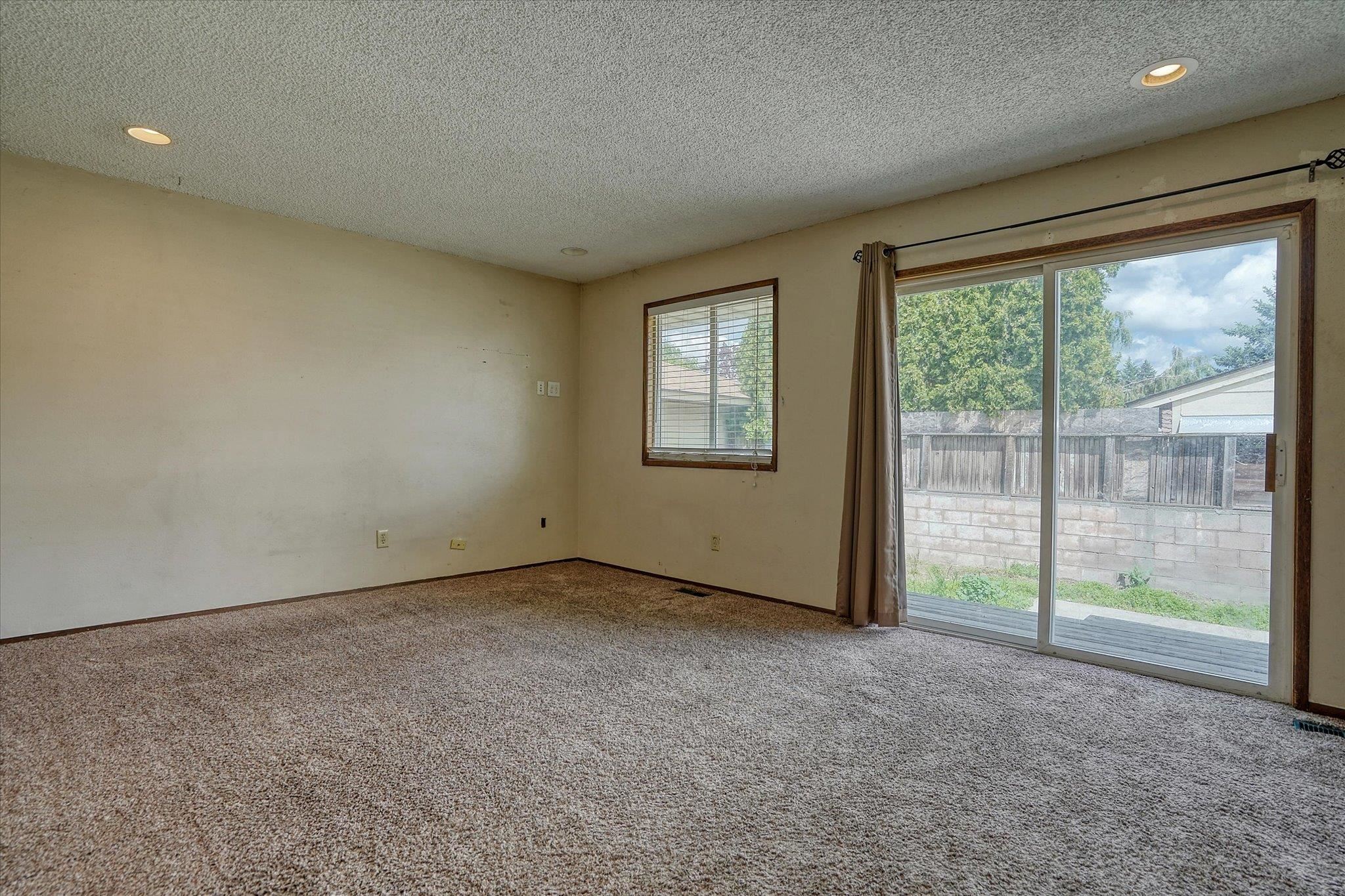 224 North Bannen Road Spokane Valley, WA 99216 - Photo 20 of 35