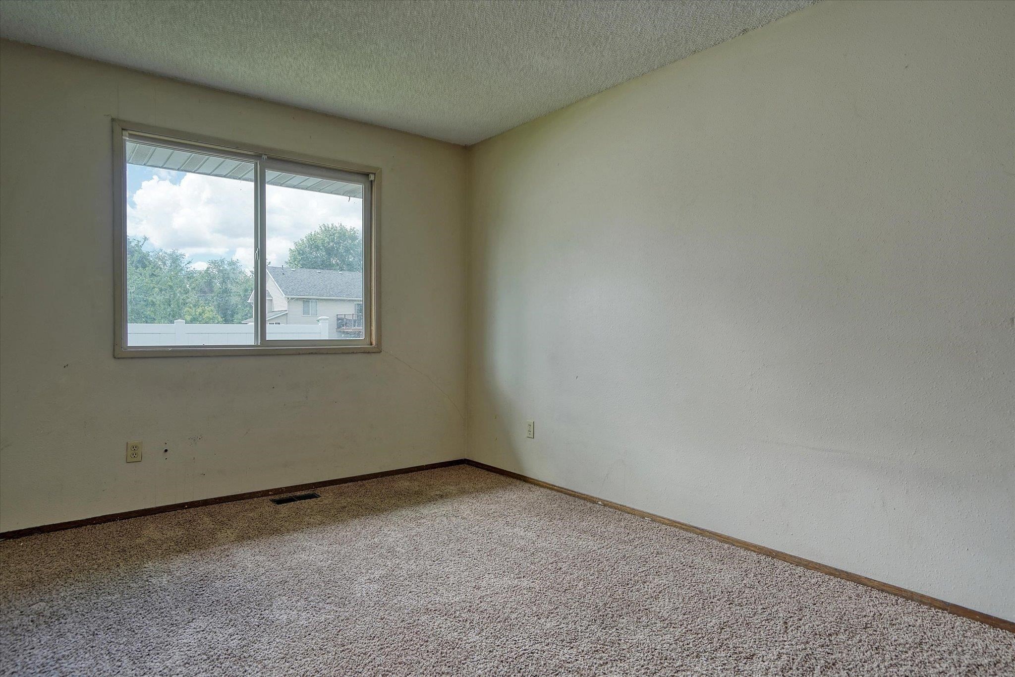 224 North Bannen Road Spokane Valley, WA 99216 - Photo 25 of 35