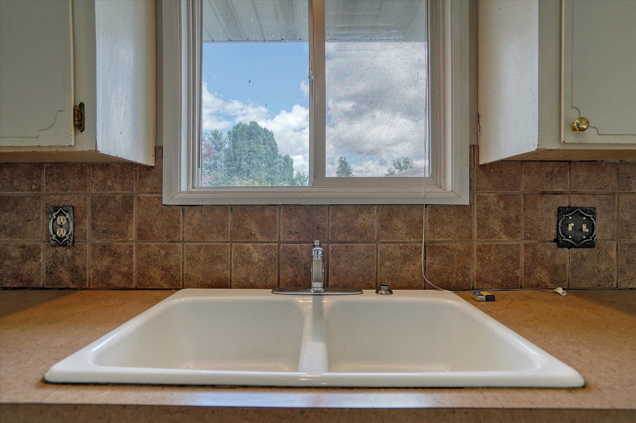 224 North Bannen Road Spokane Valley, WA 99216 - Photo 9 of 35