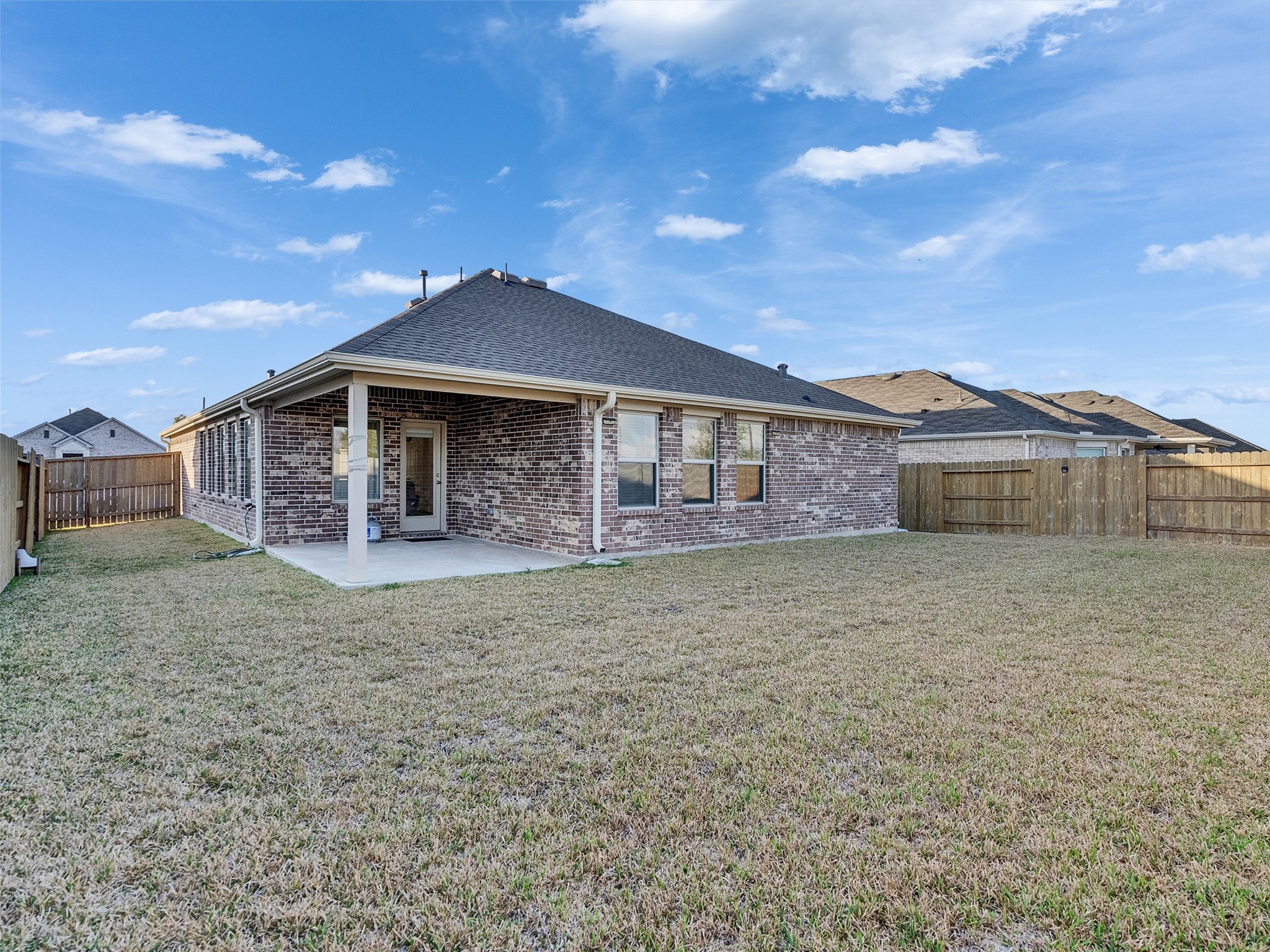 3019 Live Spgs Way Rosenberg, TX 77471 - Photo 6 of 36 a front view of a house with garden
