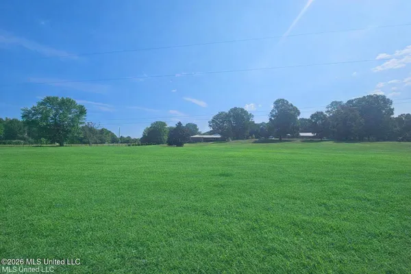 $465,000 | 3876 Bett-Thyatira Road, Coldwater, MS 38618