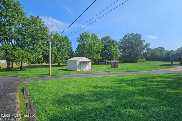 $465,000 | 3876 Bett-Thyatira Road, Coldwater, MS 38618