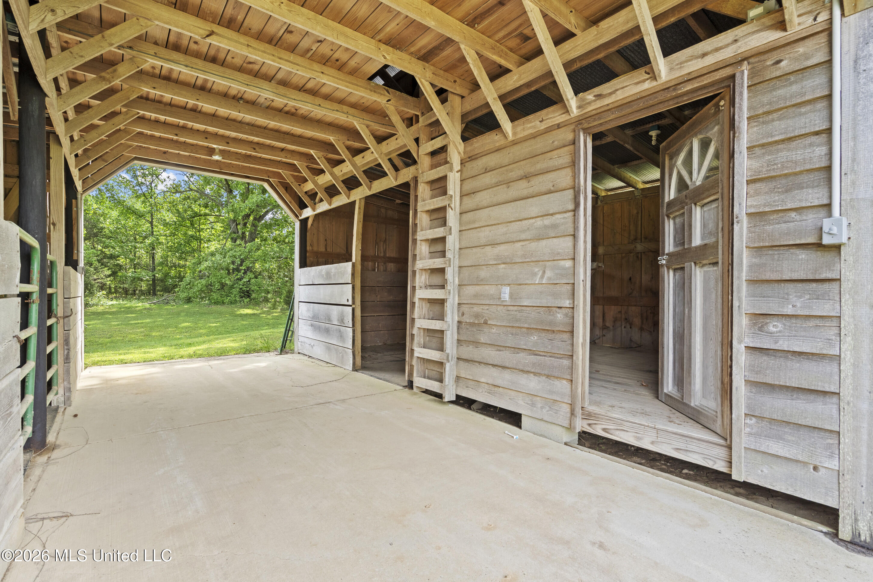 3876 Bett-Thyatira Road Coldwater, MS 38618 - Photo 16 of 41 31__dsc6042_print