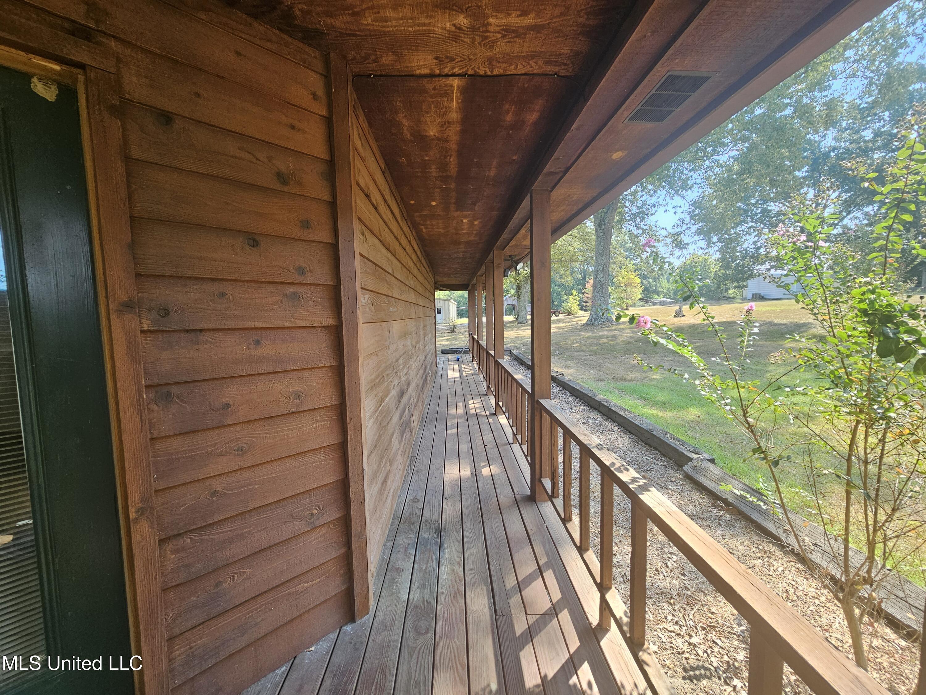 3876 Bett-Thyatira Road Coldwater, MS 38618 - Photo 21 of 72 20250915_111546