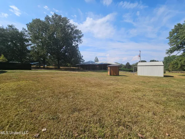 $465,000 | 3876 Bett-Thyatira Road, Coldwater, MS 38618