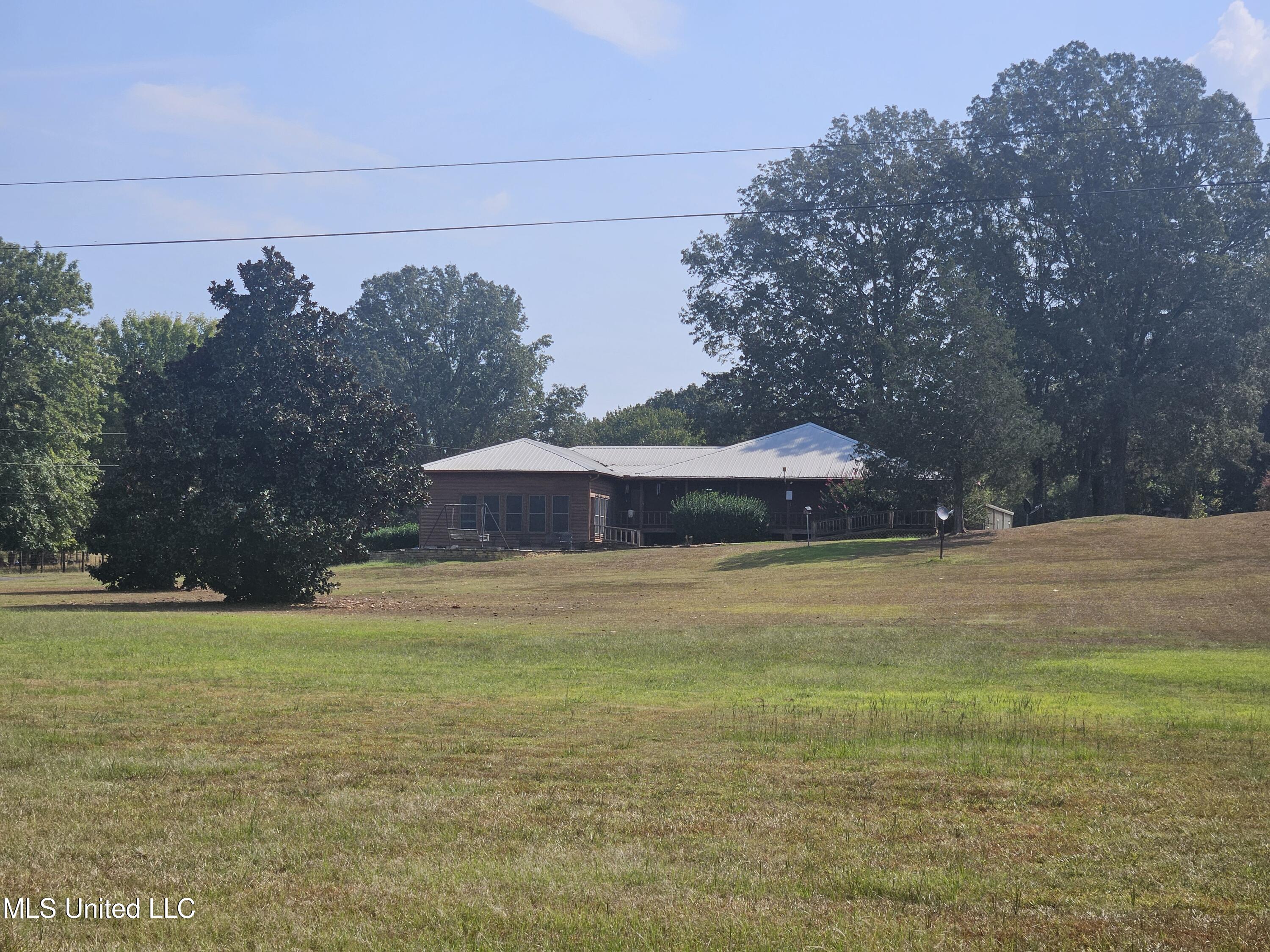3876 Bett-Thyatira Road Coldwater, MS 38618 - Photo 3 of 72 20250915_104842