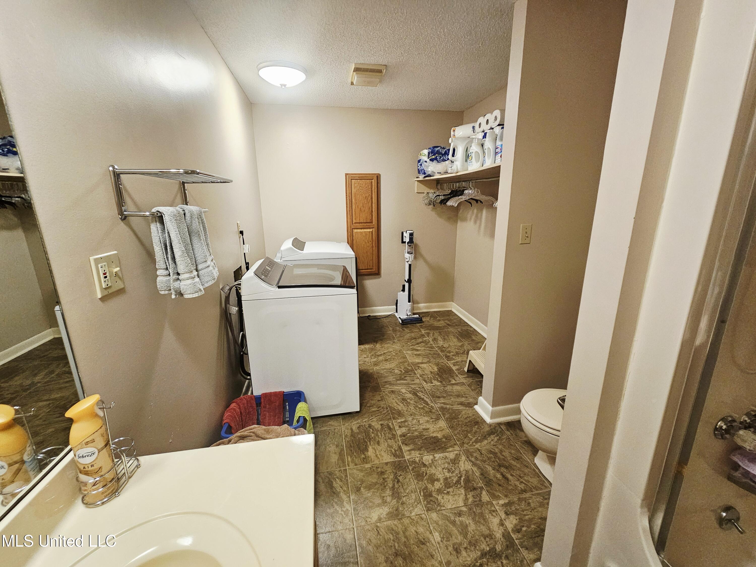 3876 Bett-Thyatira Road Coldwater, MS 38618 - Photo 31 of 72 20250915_112057