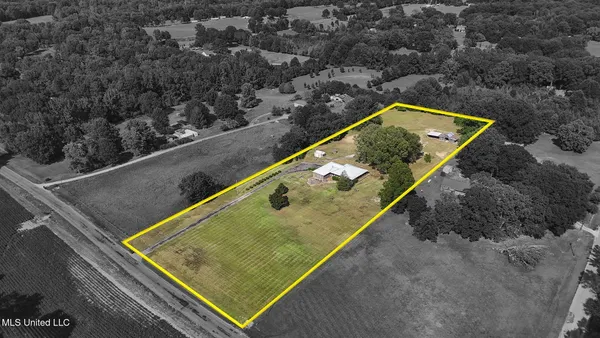 $465,000 | 3876 Bett-Thyatira Road, Coldwater, MS 38618