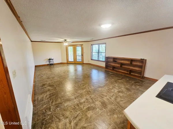 $465,000 | 3876 Bett-Thyatira Road, Coldwater, MS 38618