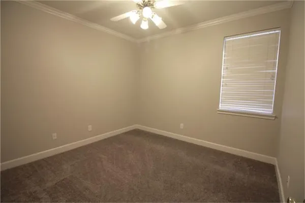 $2,200 | 3714 Sheldon Drive, Pearland, TX 77584