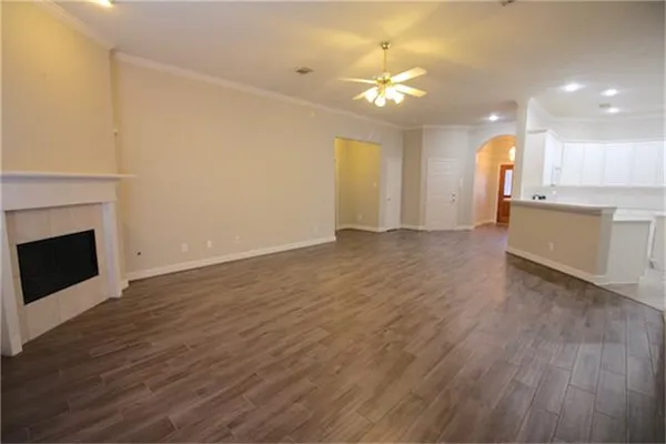 $2,200 | 3714 Sheldon Drive, Pearland, TX 77584