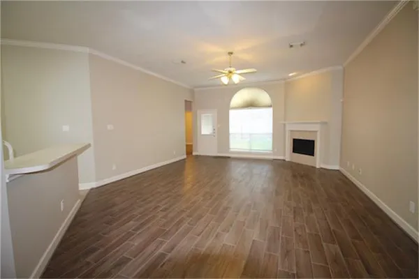 $2,200 | 3714 Sheldon Drive, Pearland, TX 77584